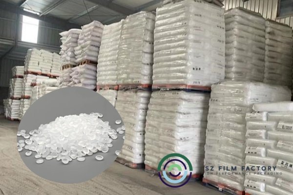 BOPP Film Manufacture: Extrusion, Stretching, and Finishing image shows the polypropylene resin stored in Shunzhan